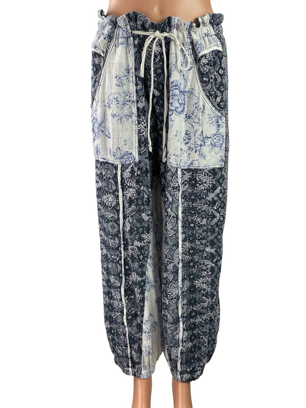 Free People Sweet It Is Blue Cream Floral Printed Tapered Harem Trouser Pants M